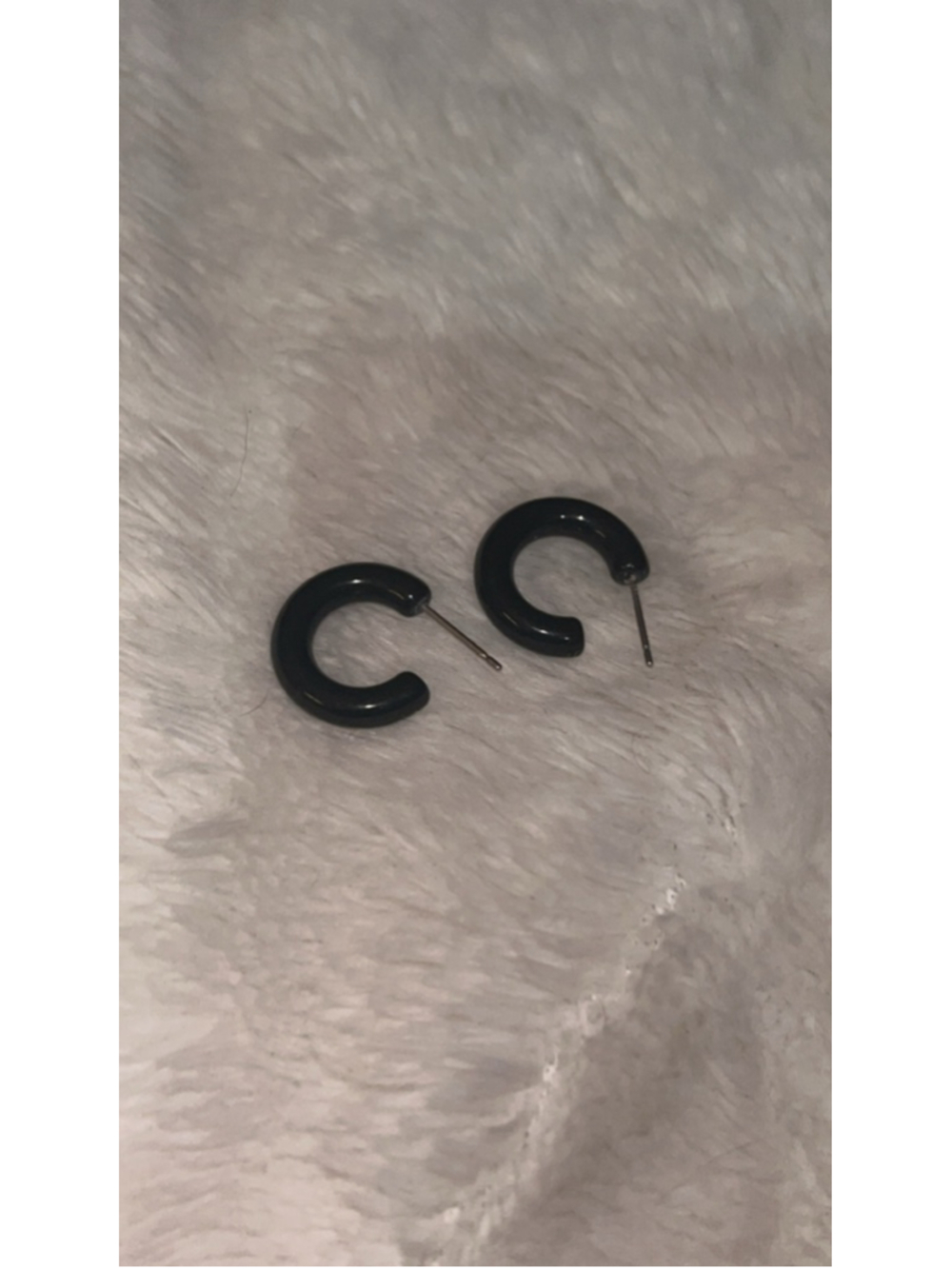 Women's Unbranded Black Hoop Earrings One Size